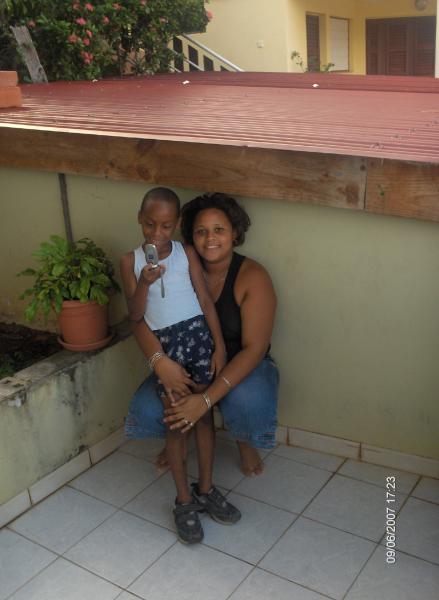 Moi (julia) avec mon petit neveu